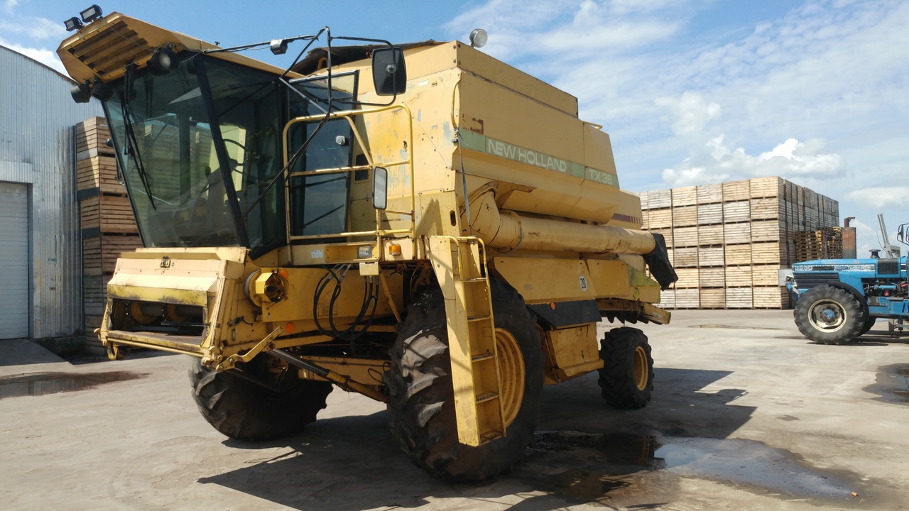 Зернозбиральний комбайн New Holland TX36 - 09 - Annaland.com.ua.jpg Продаж бу сг техніки з Нідерландів